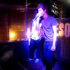 Matt Edmonson from Radio 1 does Hip Hop Karaoke! Matt Edmonson from Radio 1 does Hip Hop Karaoke!